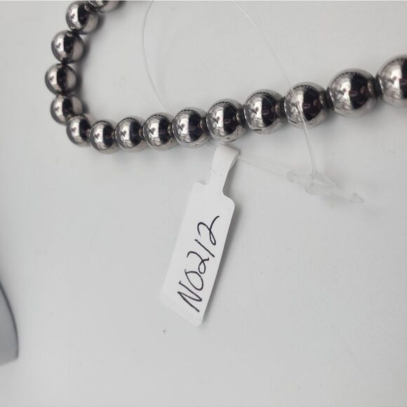 Silver tone bullet beaded necklace N0212 - Picture 3 of 3